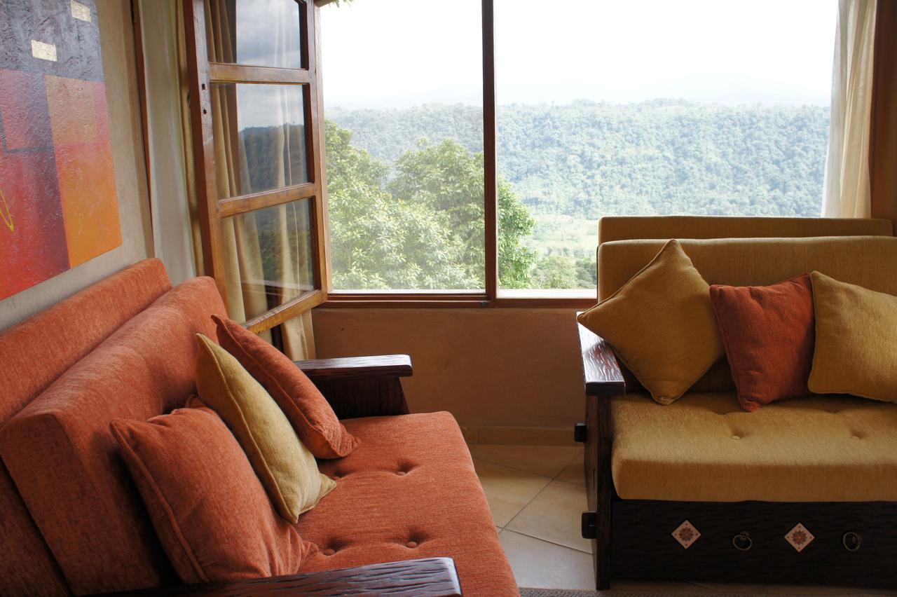 Hosteria "El Encanto" San Miguel de los Bancos ภายนอก รูปภาพ