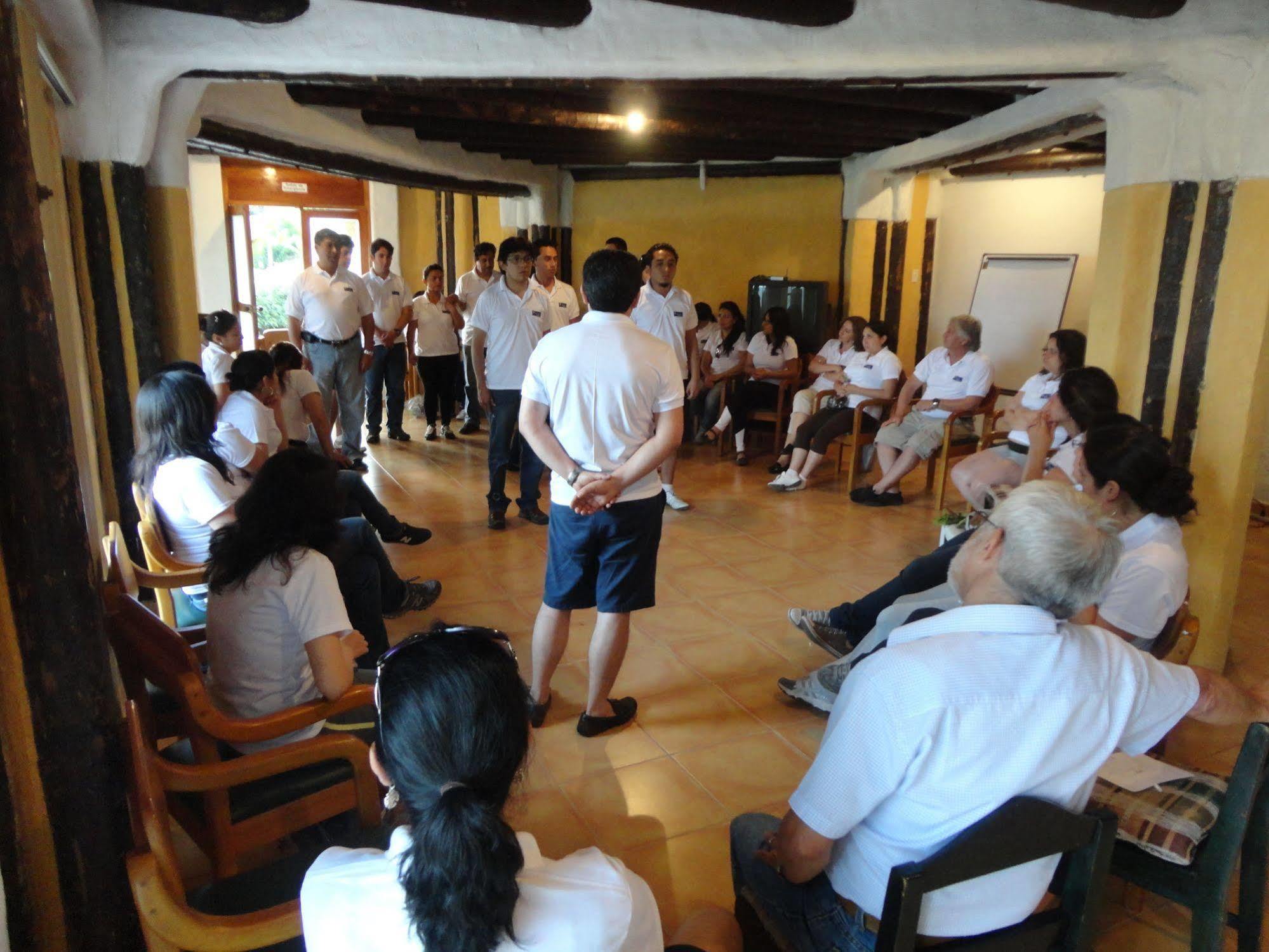 Hosteria "El Encanto" San Miguel de los Bancos ภายนอก รูปภาพ