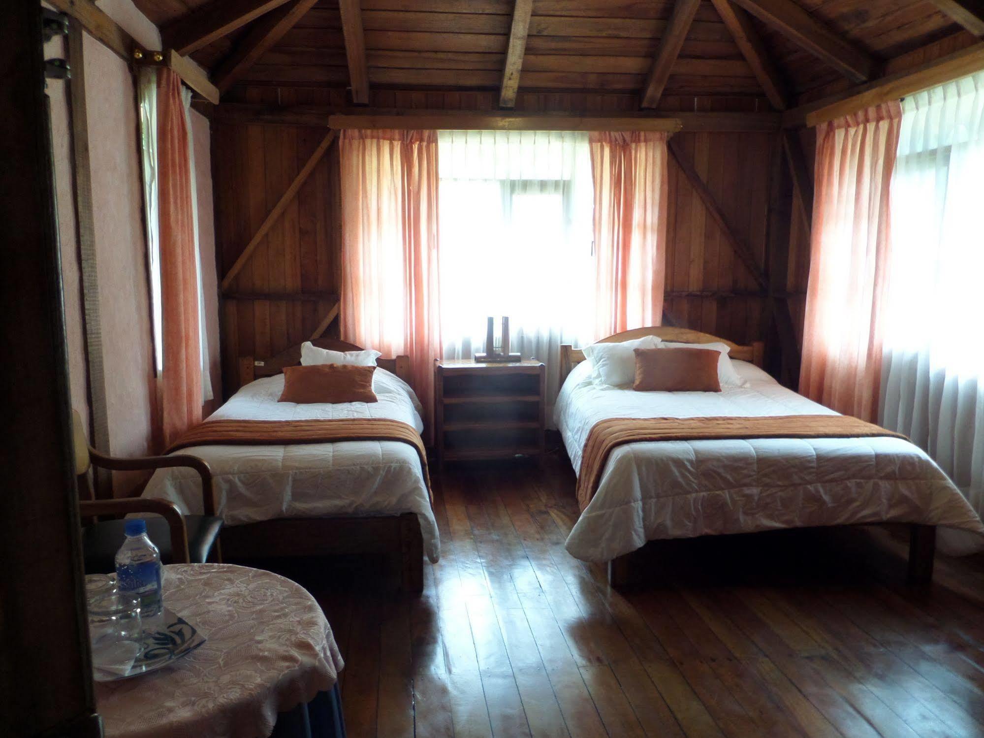 Hosteria "El Encanto" San Miguel de los Bancos ภายนอก รูปภาพ